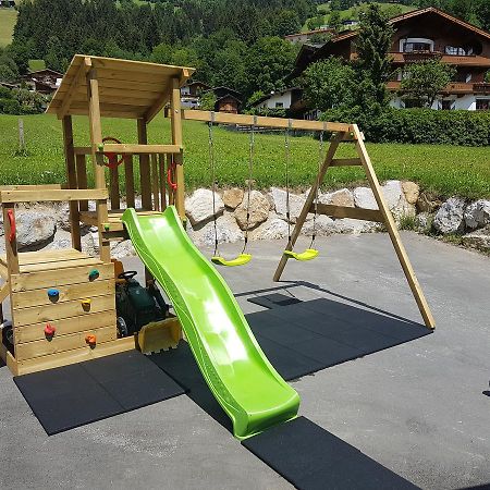 Das Heimsitz Brixen im Thale Ngoại thất bức ảnh
